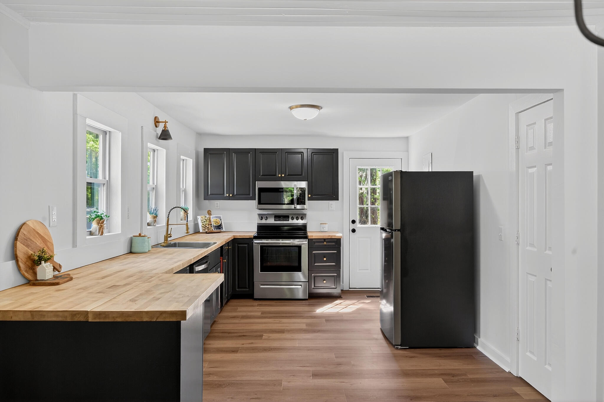 1586 Highway 15 St. George, SC 29477 - Photo 8 of 28