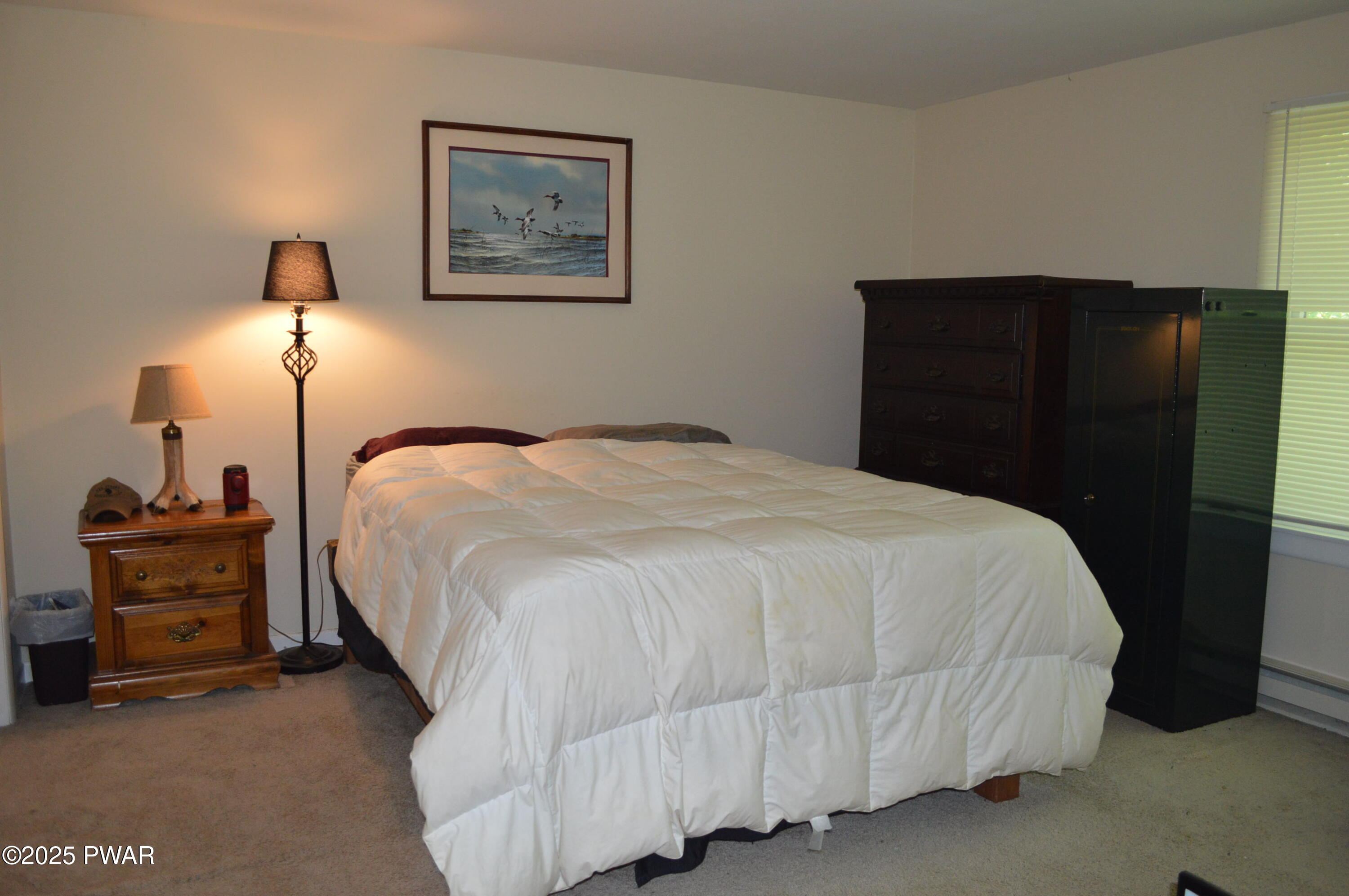 292 Well Road Greeley, PA 18425 - Photo 3 of 24 DSC_0432