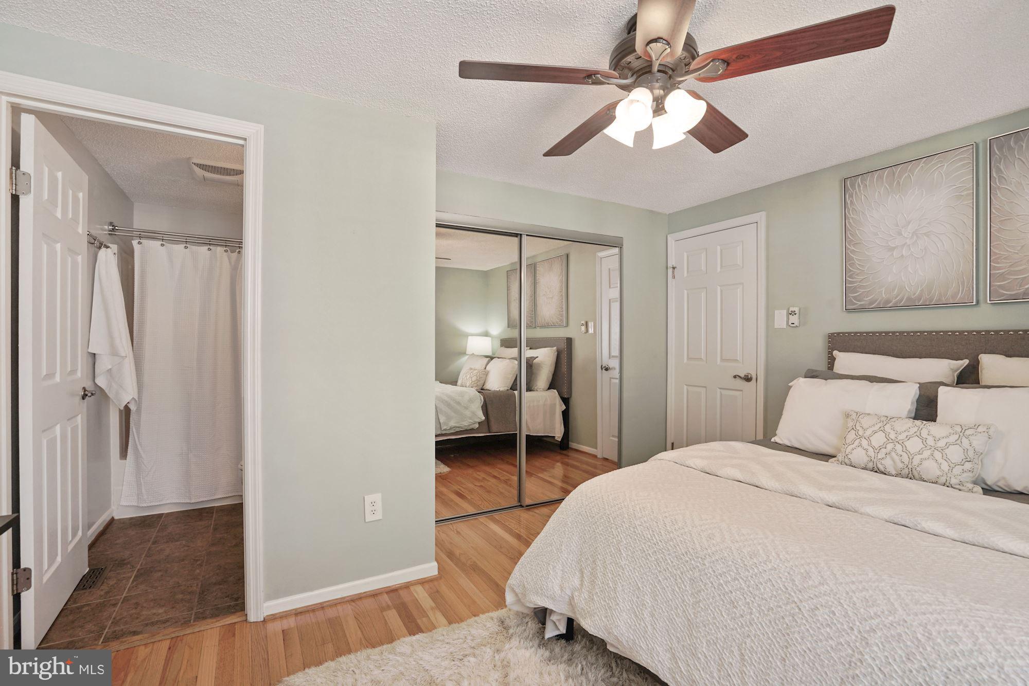 132 East Glebe Road Alexandria, VA 22305 - Photo 15 of 32 Primary bedroom with hardwood floors