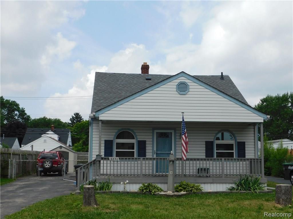 6570 Pelham Road Taylor, MI 48180 - Photo 1 of 36 WELCOME HOME! NICE 2 BEDROOM, 2 BATH HOME WITH LOTS OF UPDATES