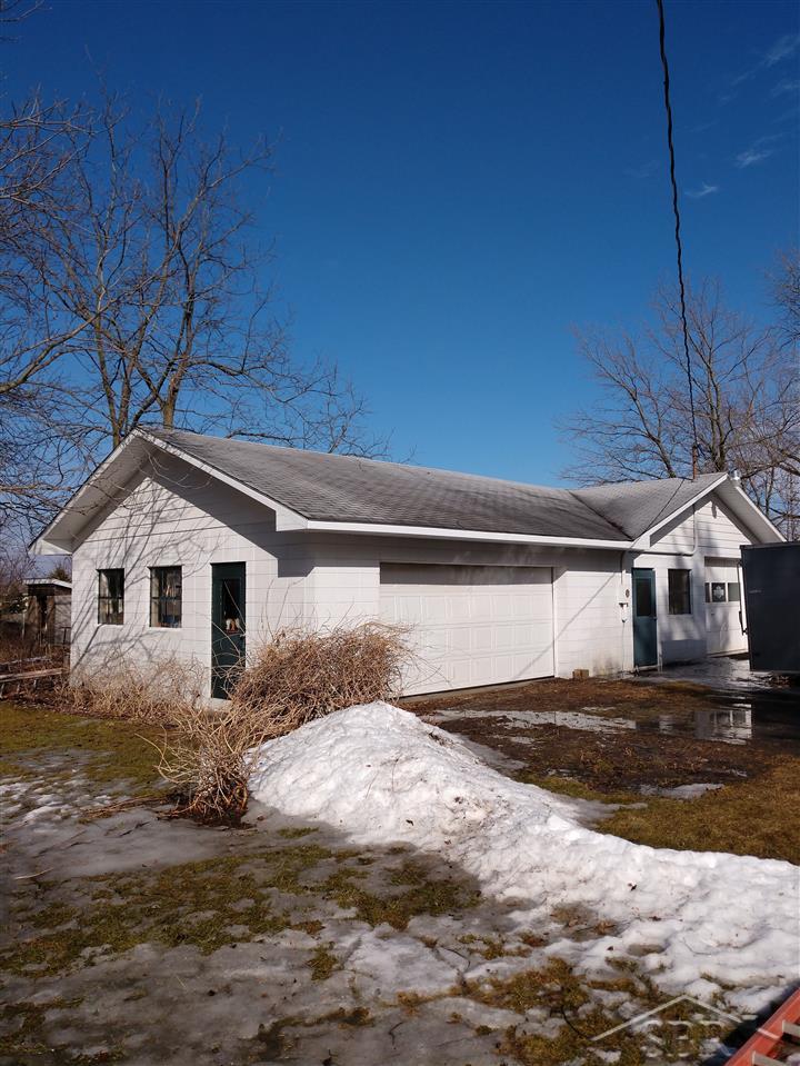 8925 Webster Road Freeland, MI 48623 - Photo 32 of 35 31373169-31.JPG