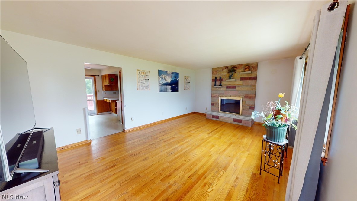 825 Swartz Road Akron, OH 44319 - Photo 2 of 28