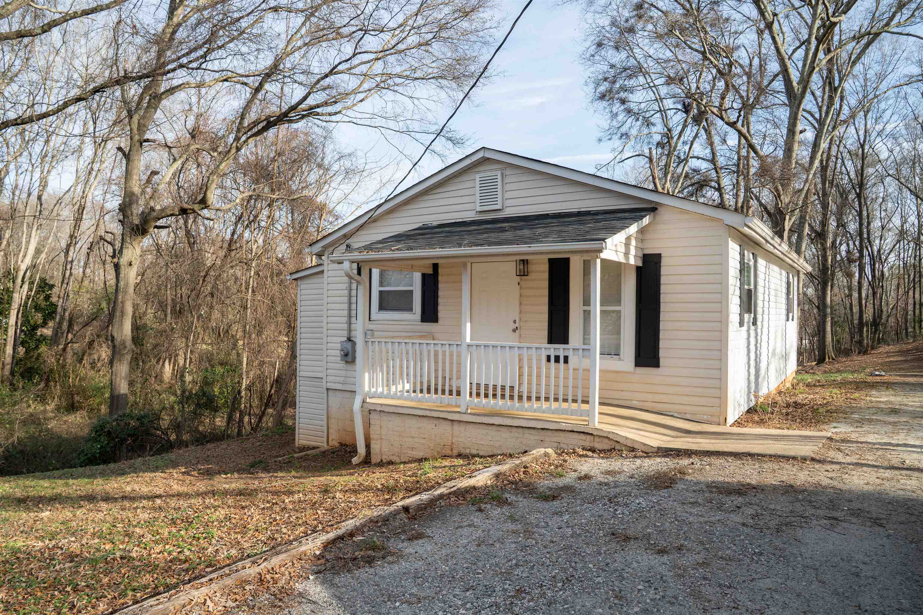 171 Brown Street Cowpens, SC 29330 - Photo 2 of 18