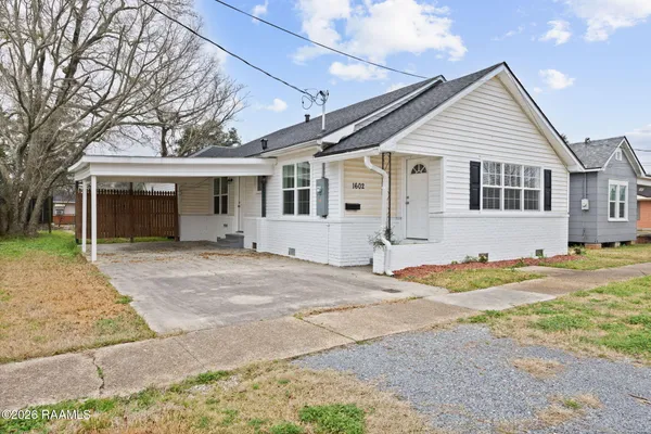 $105,000 | 1602 Charity Street, Abbeville, LA 70510