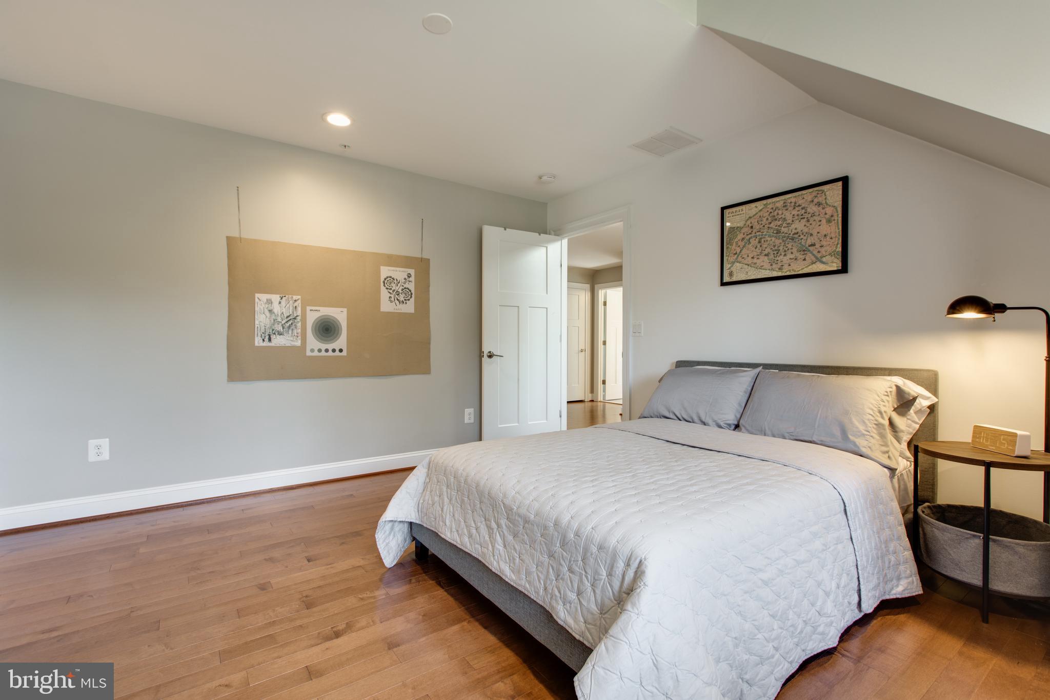 4596 Roundhill Road Ellicott City, MD 21043 - Photo 34 of 55 Bedroom #3