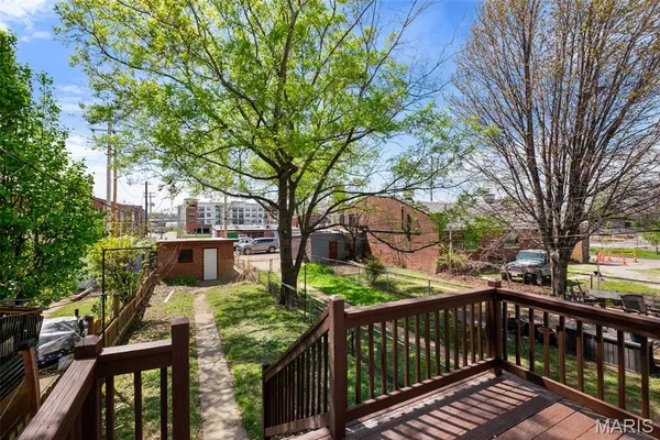 $269,000 | 4936 Shaw Avenue, St. Louis, MO 63110