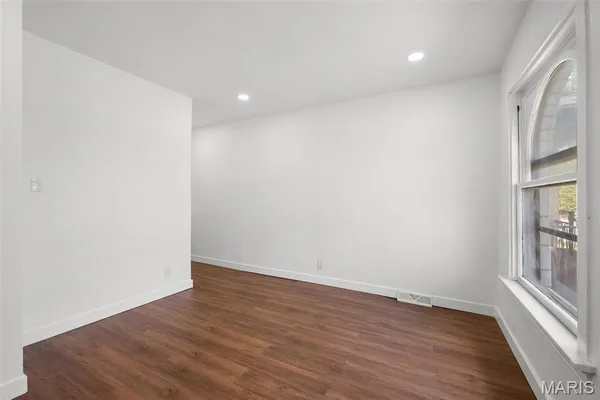 $269,000 | 4936 Shaw Avenue, St. Louis, MO 63110