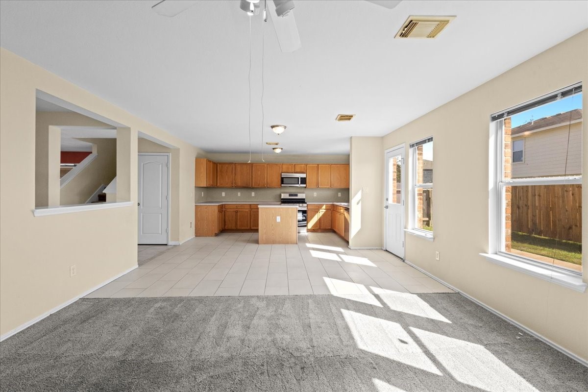 5702 Roehampton Court Houston, TX 77084 - Photo 7 of 32