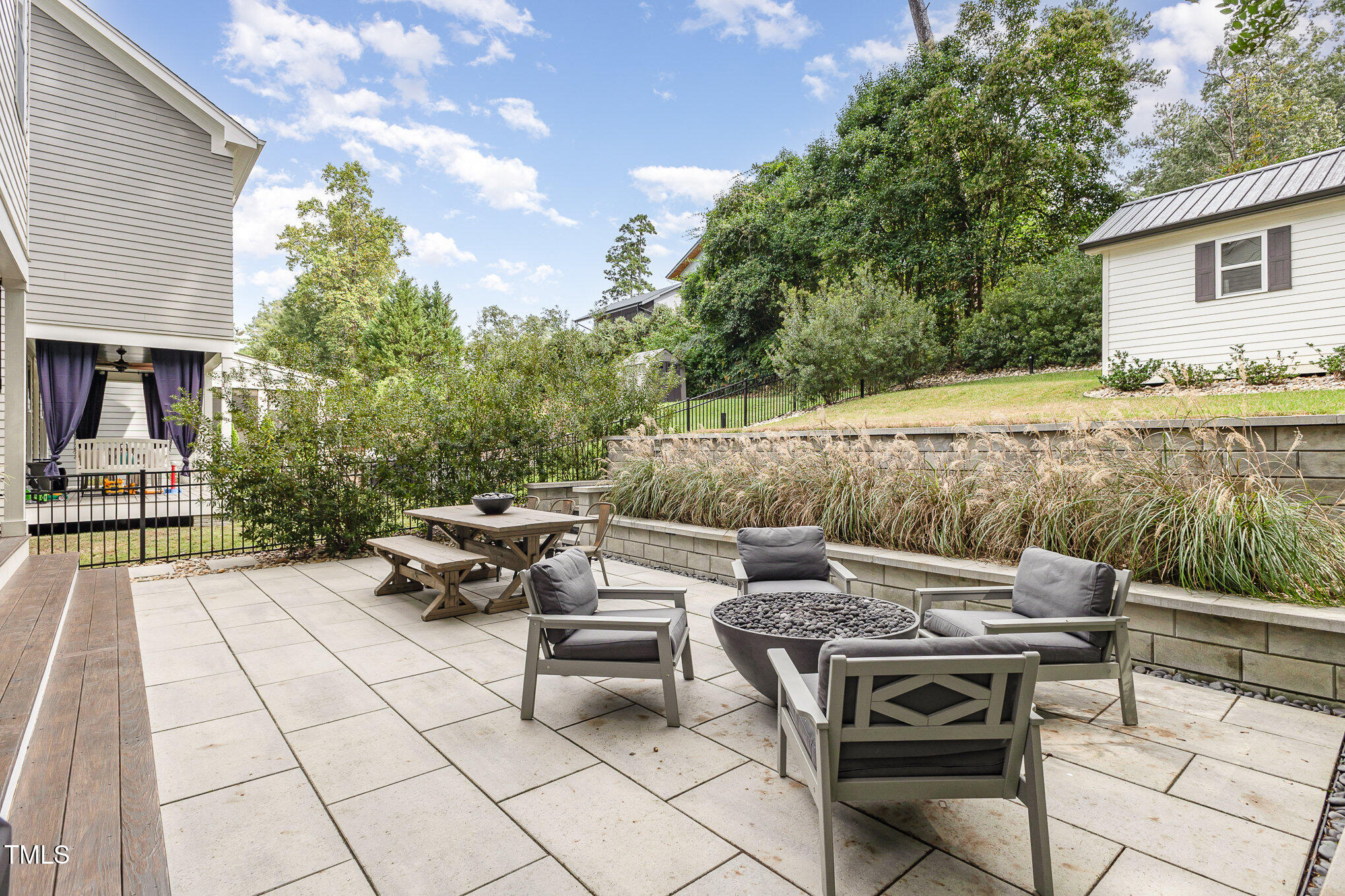 1422 Banbury Road Raleigh, NC 27607 - Photo 29 of 48 010_cy1a1100-edit