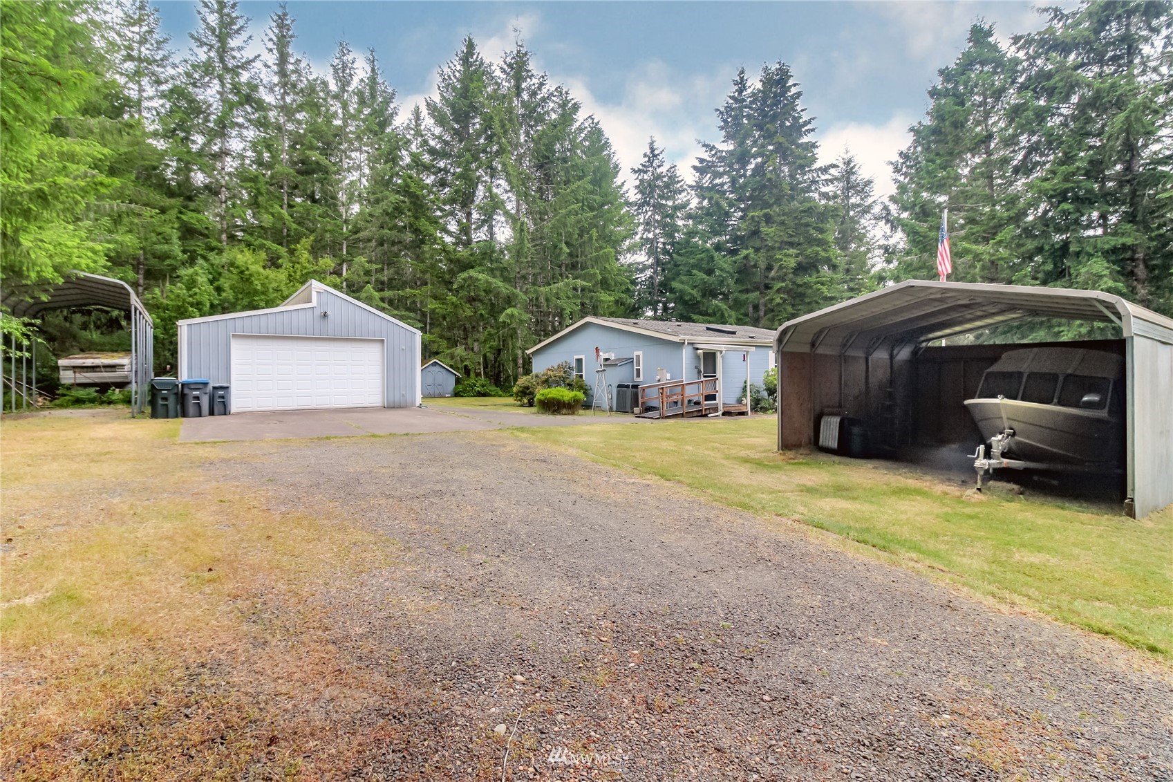 1370 East Pickering Road Shelton, WA 98584 - Photo 1 of 28 Gallery Image 1