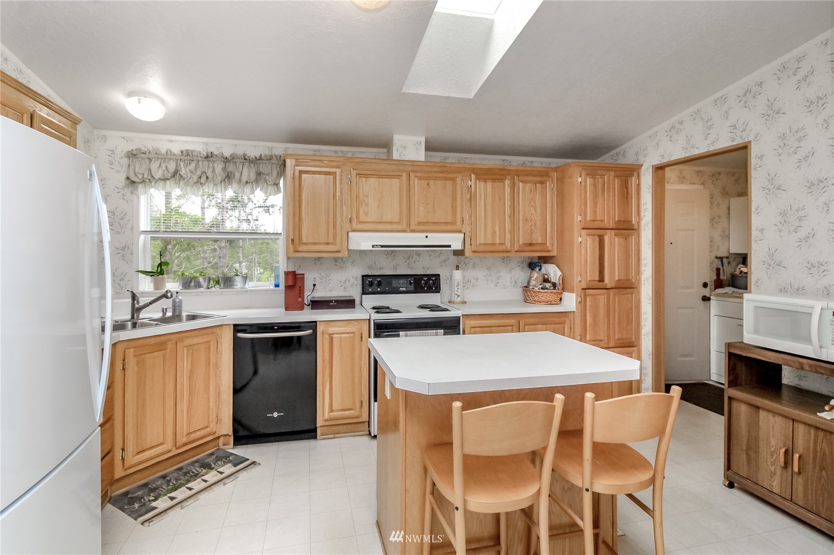 1370 East Pickering Road Shelton, WA 98584 - Photo 14 of 28 Gallery Image 14
