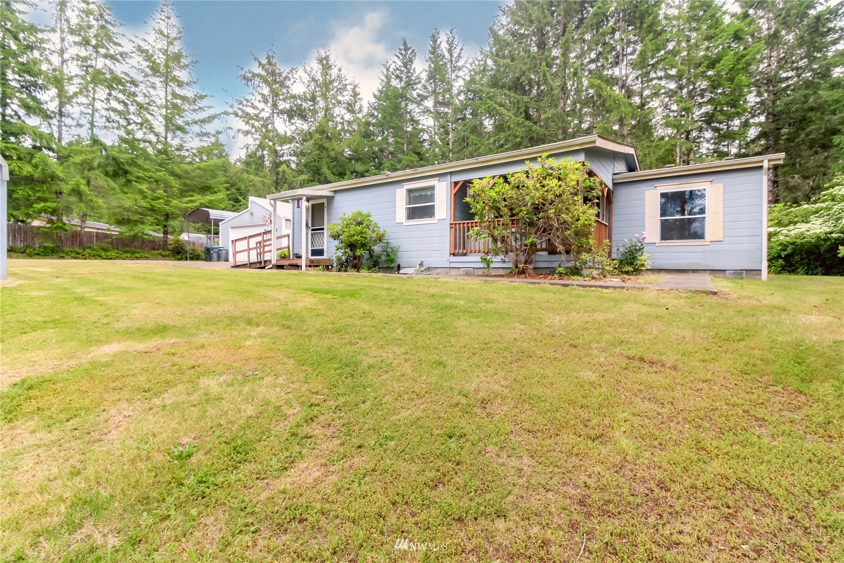 1370 East Pickering Road Shelton, WA 98584 - Photo 2 of 28 Gallery Image 2
