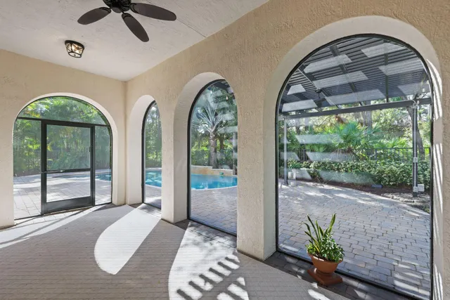 $1,999,000 | 932 Mill Creek Drive, Palm Beach Gardens, FL 33410