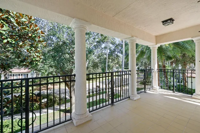 $1,999,000 | 932 Mill Creek Drive, Palm Beach Gardens, FL 33410