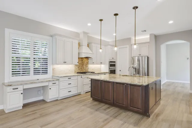 $1,999,000 | 932 Mill Creek Drive, Palm Beach Gardens, FL 33410