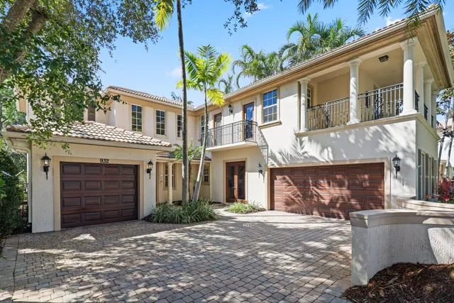 $1,999,000 | 932 Mill Creek Drive, Palm Beach Gardens, FL 33410