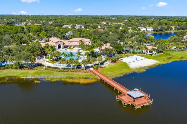 $1,999,000 | 932 Mill Creek Drive, Palm Beach Gardens, FL 33410