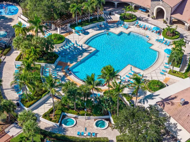 $1,999,000 | 932 Mill Creek Drive, Palm Beach Gardens, FL 33410