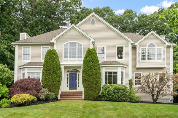 $1,599,000 | 33 Nutmeg Lane, North Andover, MA 01845