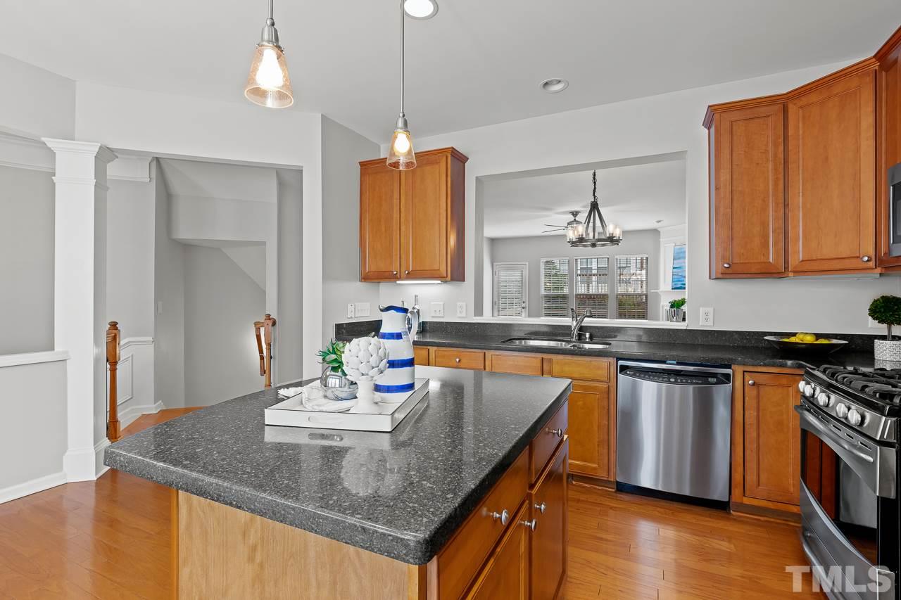 2508 Silverpalm Street Raleigh, NC 27612 - Photo 5 of 30 Gallery Image 5