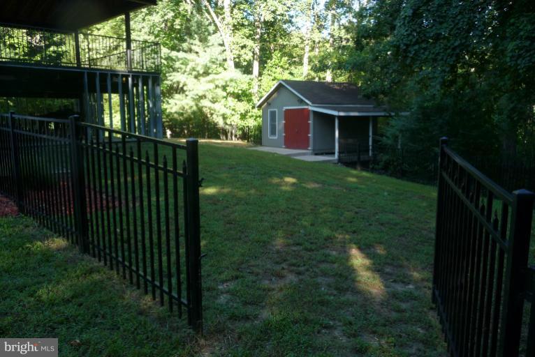 2211 Kings Landing Road Huntingtown, MD 20639 - Photo 8 of 30 Exterior (Rear)