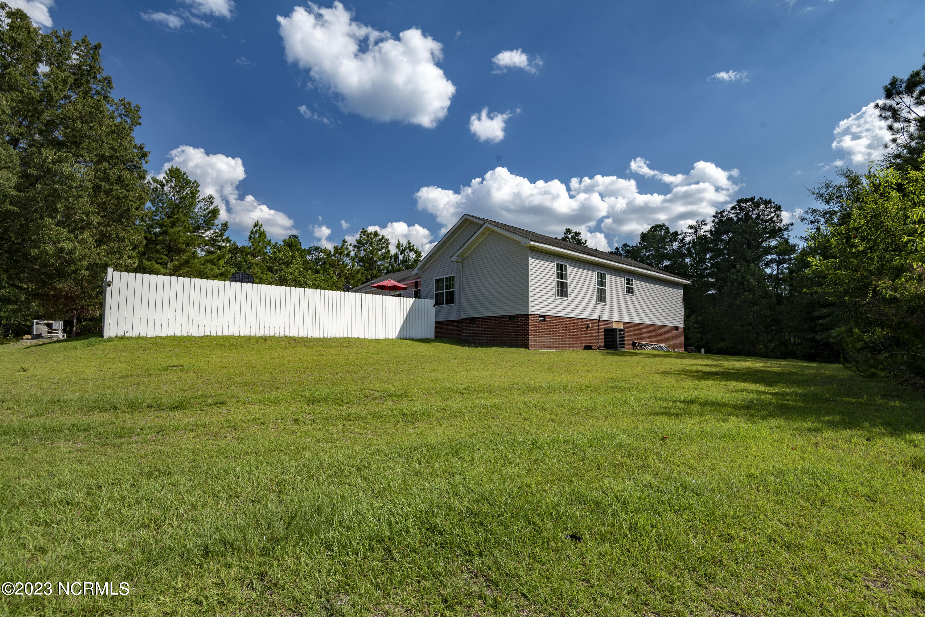 230 Coachman's Way Carthage, NC 28327 - Photo 2 of 20 3_8