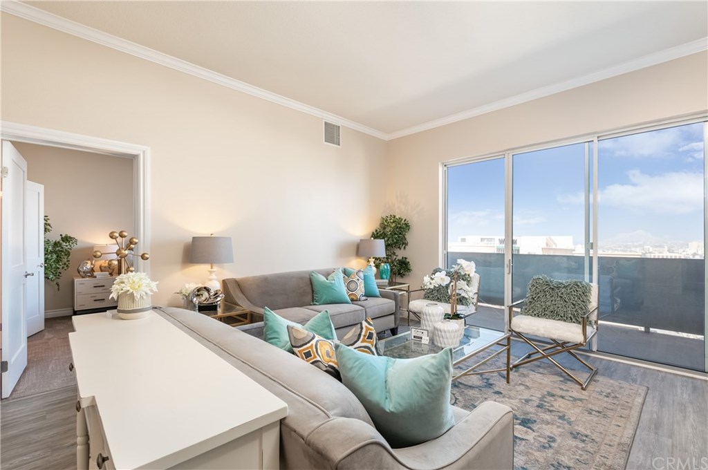 388 East Ocean Boulevard, Unit P5 Long Beach, CA 90802 - Photo 4 of 35