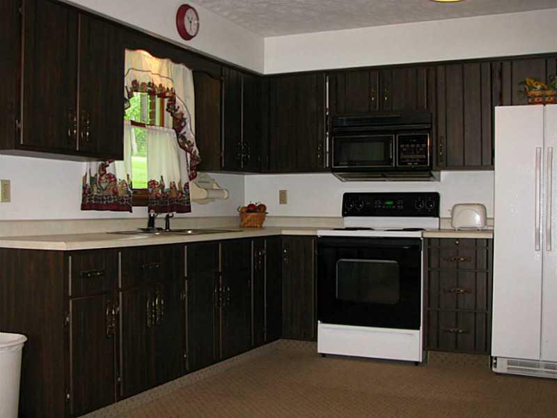 467 Rainey Road Eighty Four, PA 15330 - Photo 3 of 16 Kitchen.
