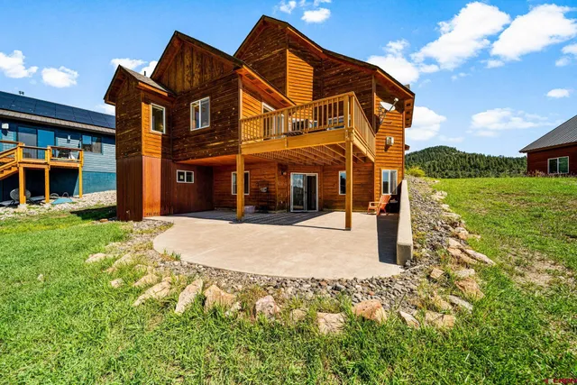a view of a lake and a mountain view
