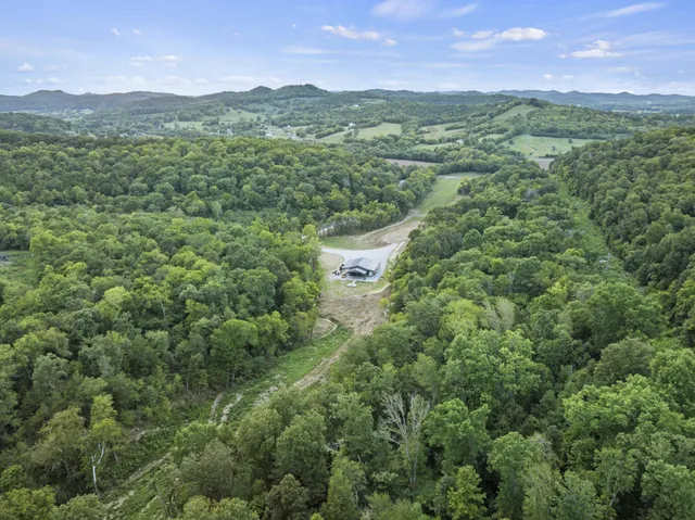 $2,599,000 | 215 Hickman Creek Road South, Hickman, TN 38567