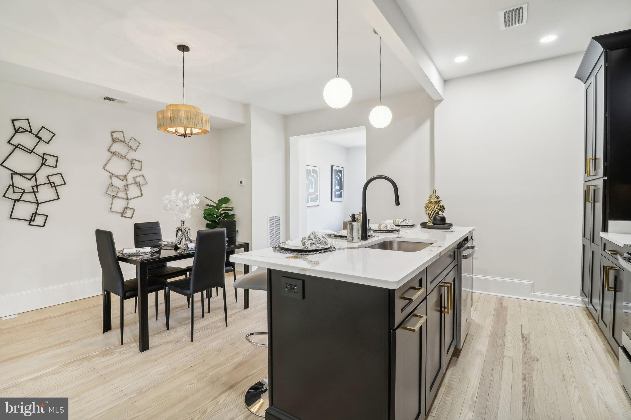 639 Columbia Road Northwest Washington, DC 20001 - Photo 11 of 51