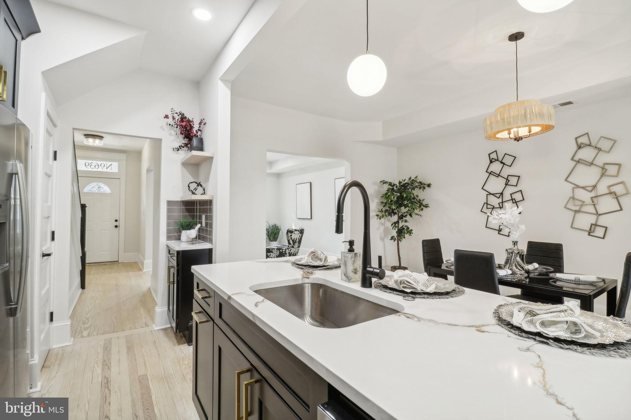 639 Columbia Road Northwest Washington, DC 20001 - Photo 12 of 51