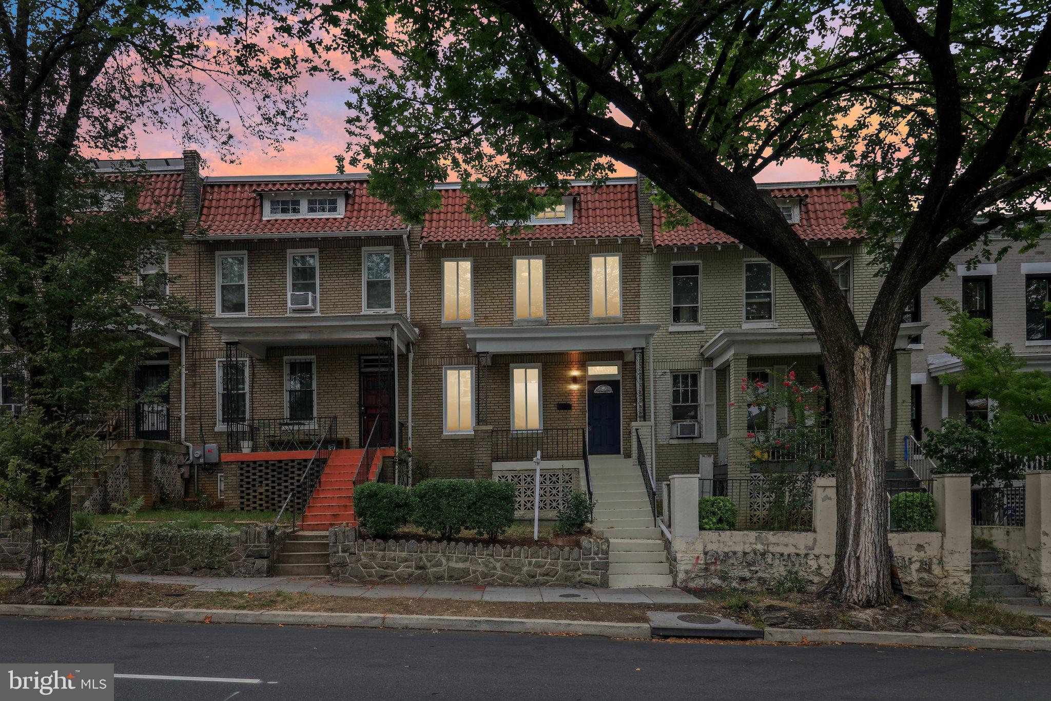 639 Columbia Road Northwest Washington, DC 20001 - Photo 46 of 51 Welcome Home!!!