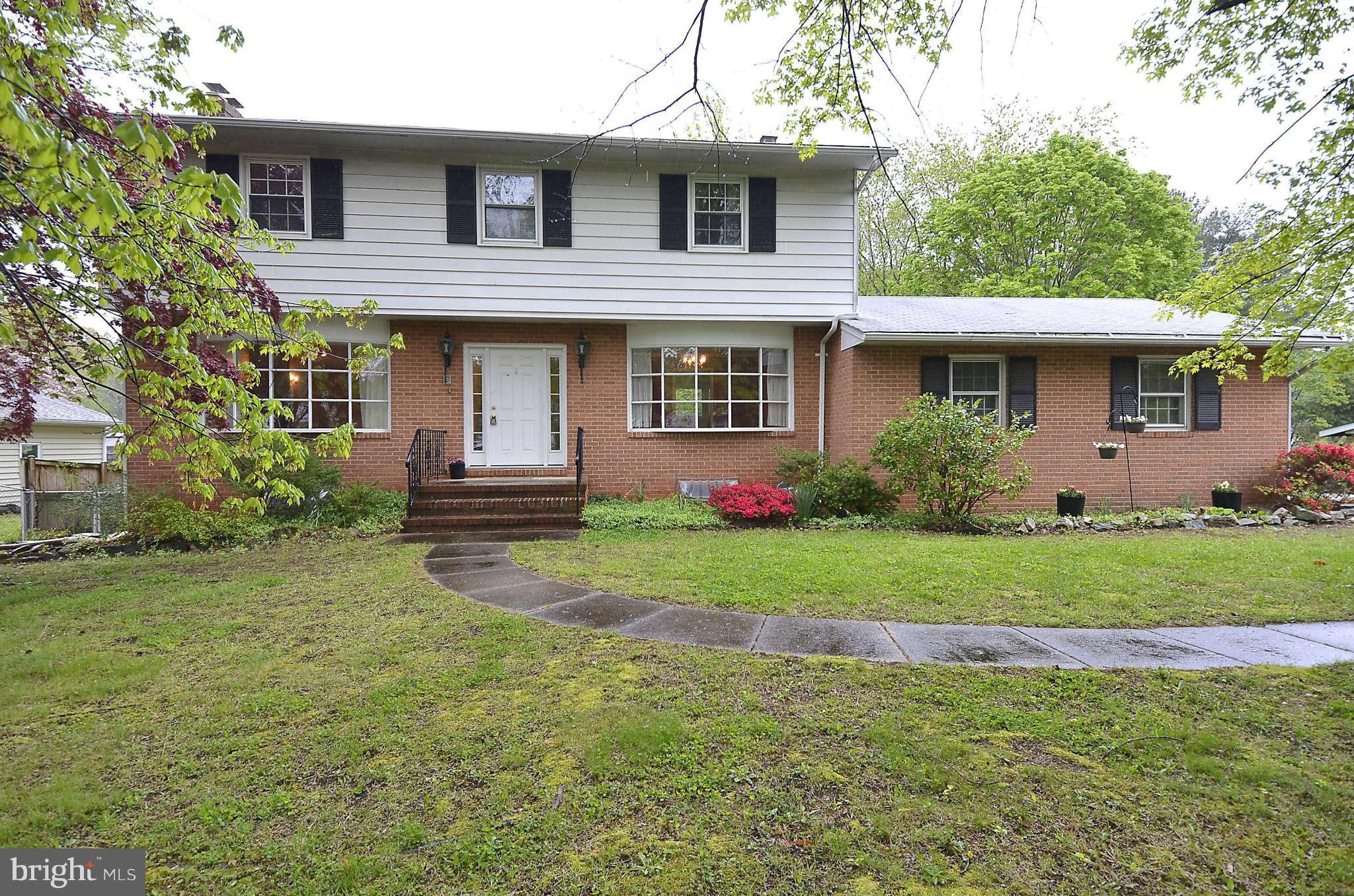114 Claiborne Road Edgewater, MD 21037 - Photo 1 of 26 Exterior (Front)