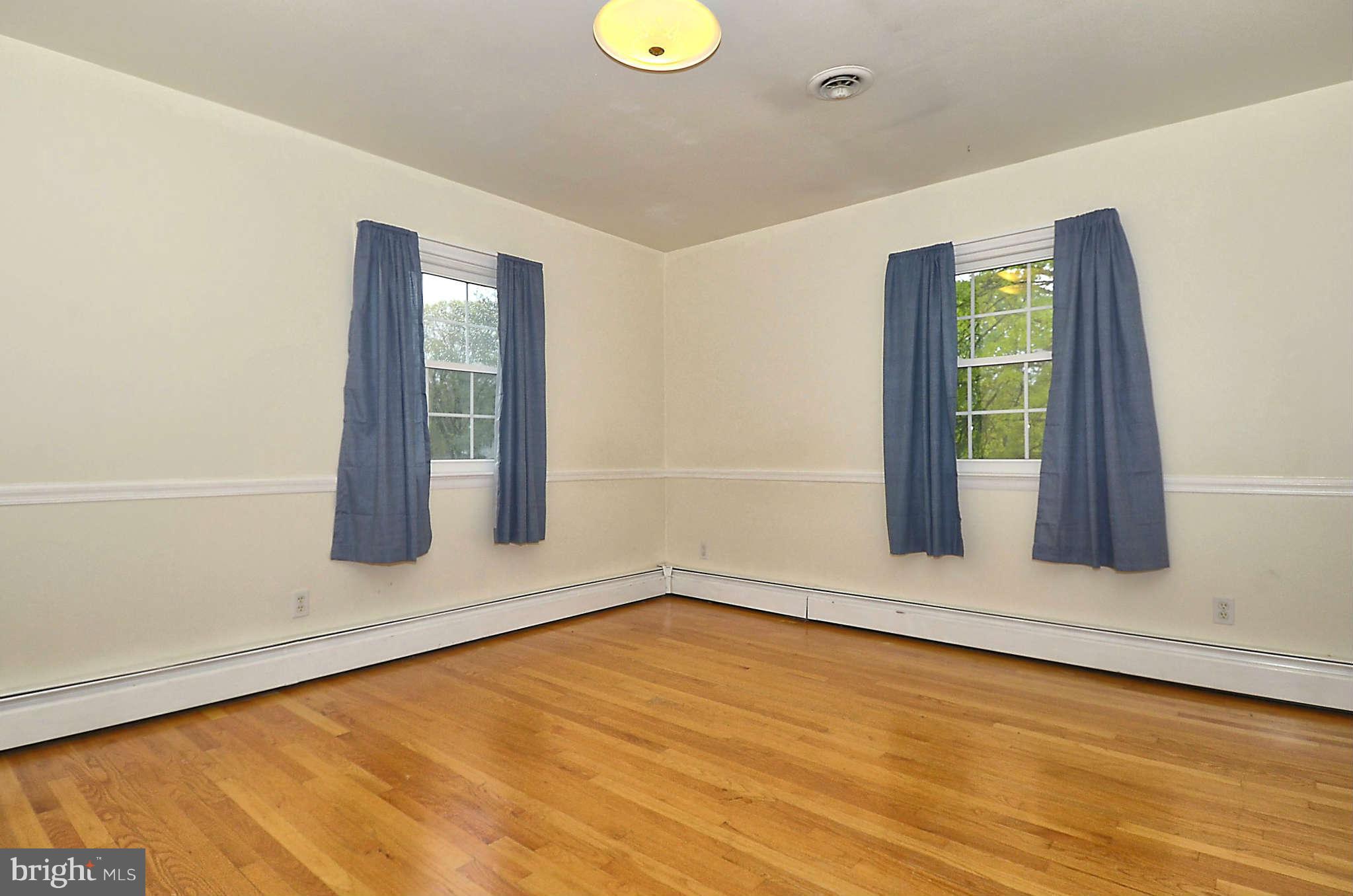 114 Claiborne Road Edgewater, MD 21037 - Photo 16 of 26 Bedroom