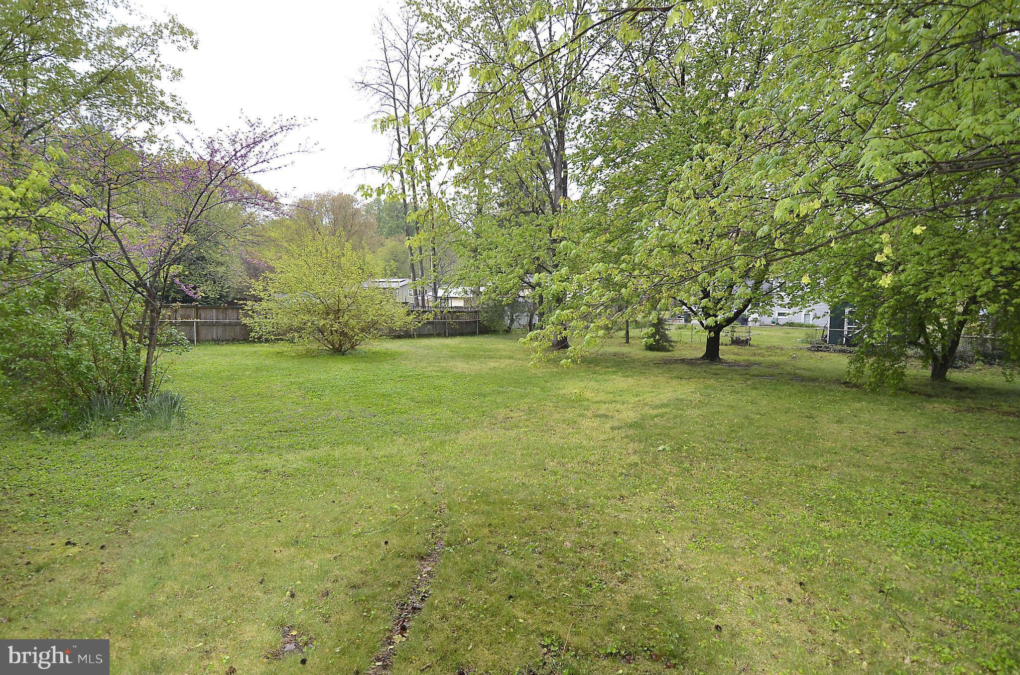 114 Claiborne Road Edgewater, MD 21037 - Photo 26 of 26 Exterior (Rear)