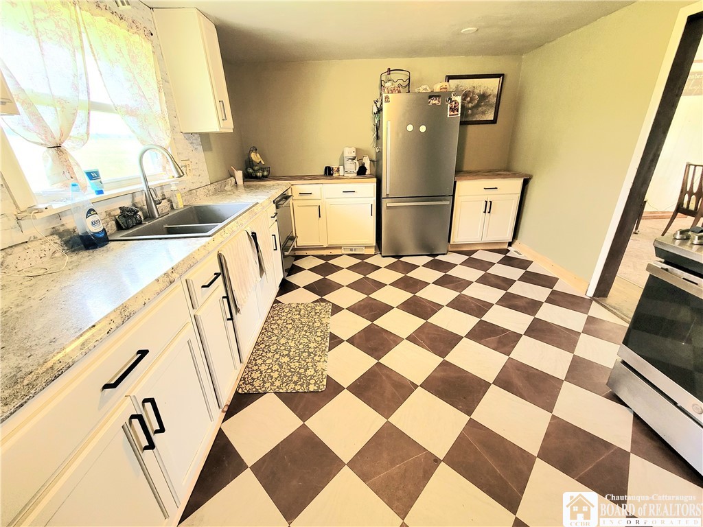 1484 Swede Road Harmony, NY 14710 - Photo 4 of 33