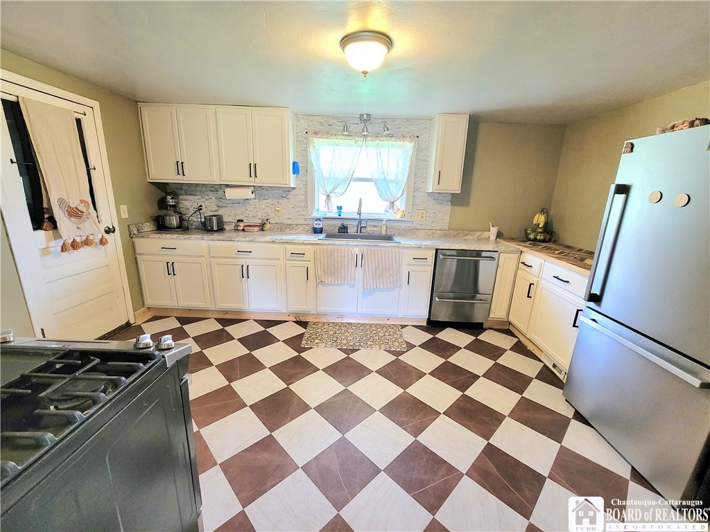 1484 Swede Road Harmony, NY 14710 - Photo 5 of 33