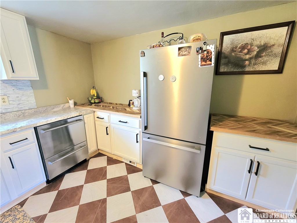 1484 Swede Road Harmony, NY 14710 - Photo 6 of 33