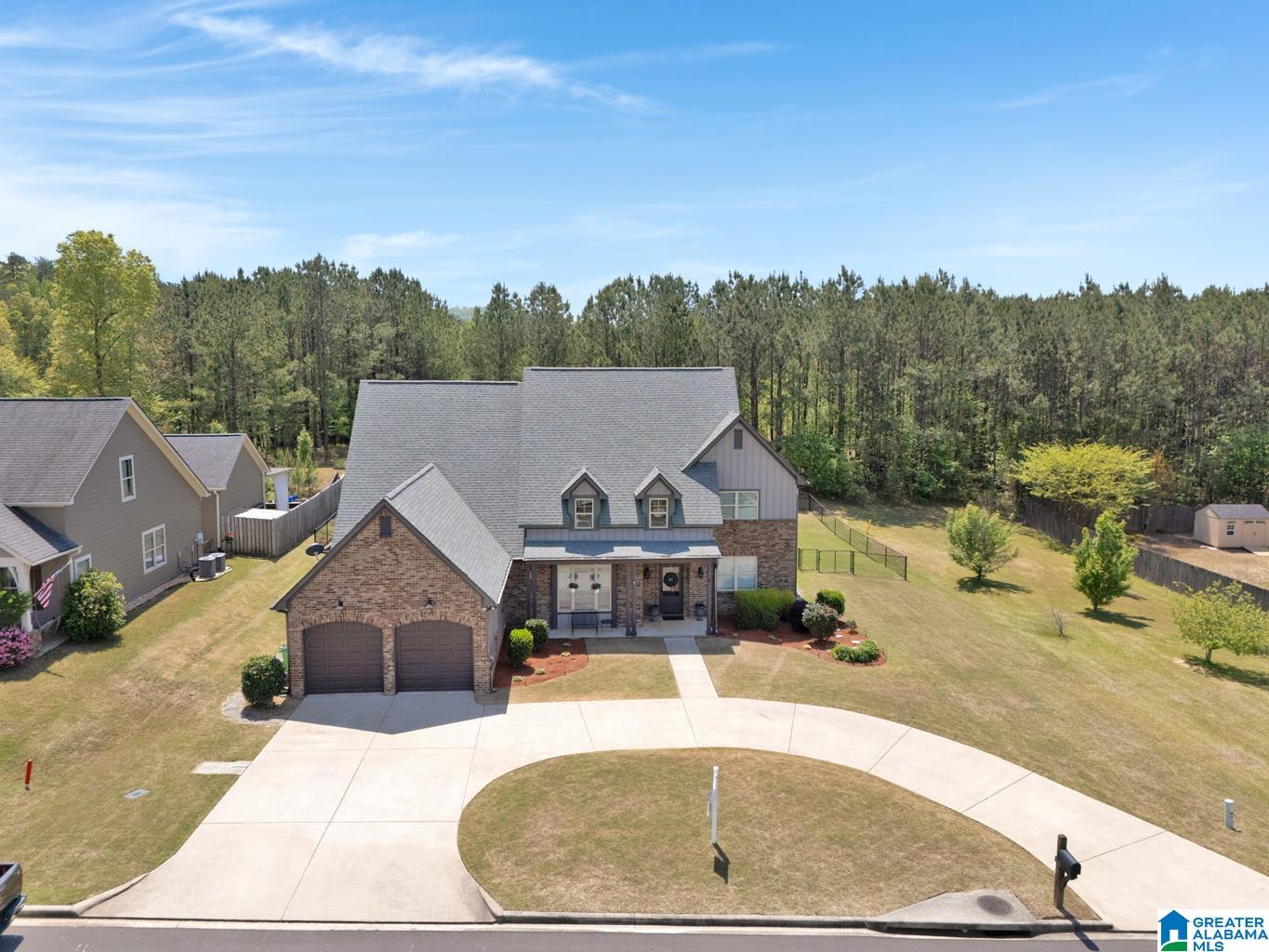 9217 Jardin Circle Leeds, AL 35094 - Photo 4 of 36