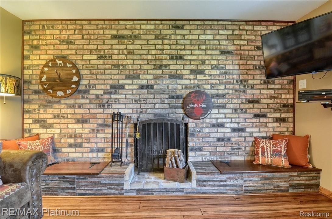 10352 Jennings Road Grand Blanc, MI 48439 - Photo 10 of 37 10-Great Room Fireplace.jpg