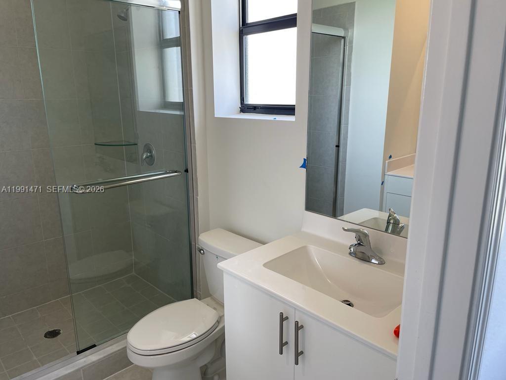 10013 Southwest 231st Lane Miami, FL 33190 - Photo 15 of 19