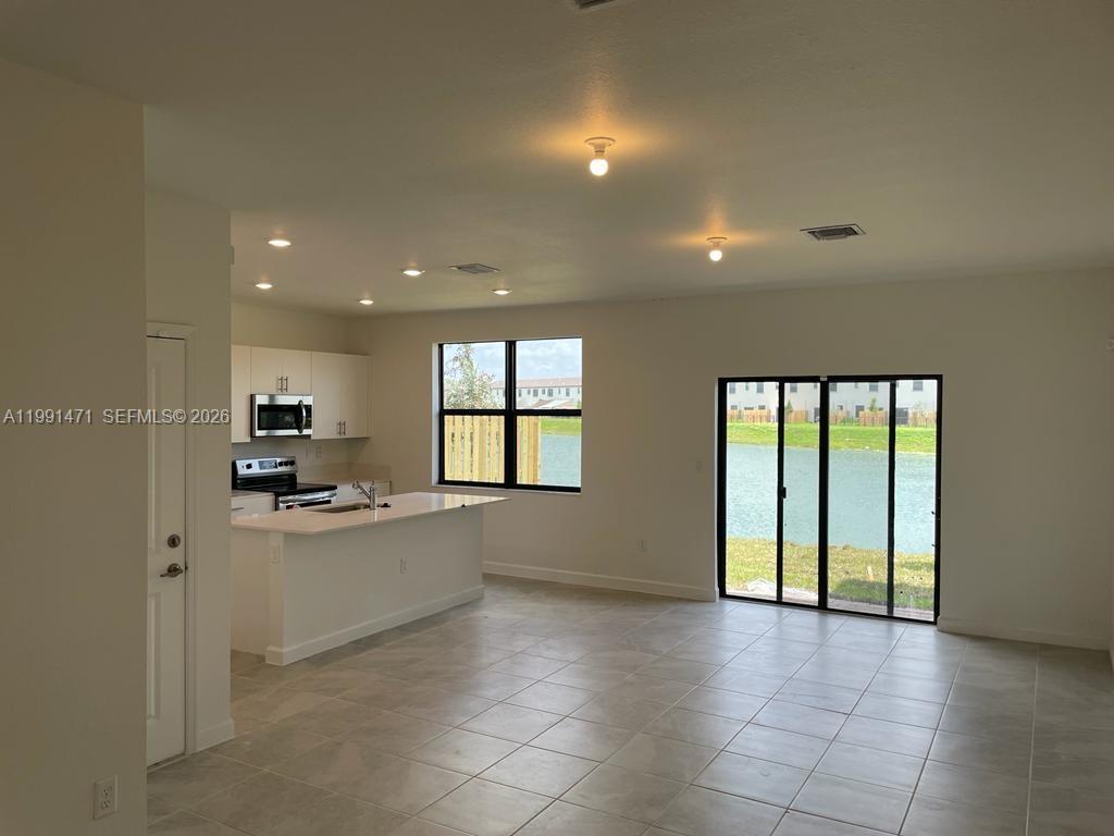 10013 Southwest 231st Lane Miami, FL 33190 - Photo 9 of 19