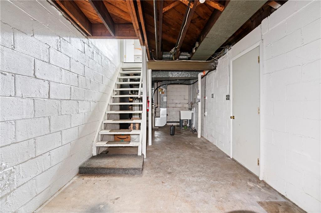 5406 Verona Road Verona, PA 15147 - Photo 16 of 18