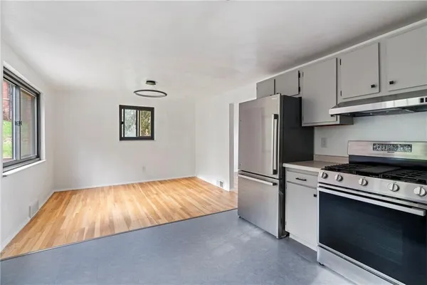 $1,200 | 5406 Verona Road, Verona, PA 15147