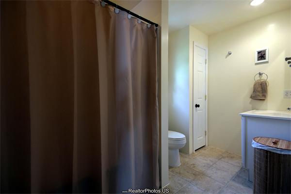 107 Bullock Road Freetown, MA 02717 - Photo 17 of 26 Gallery Image 17