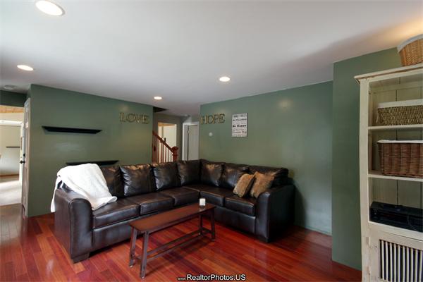 107 Bullock Road Freetown, MA 02717 - Photo 10 of 26 Gallery Image 10
