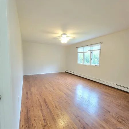 $3,700 | 571 Nassau Boulevard, West Hempstead, NY 11552