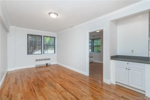 $2,695 | 140 East Hartsdale Avenue, Unit 1G, Hartsdale, NY 10530