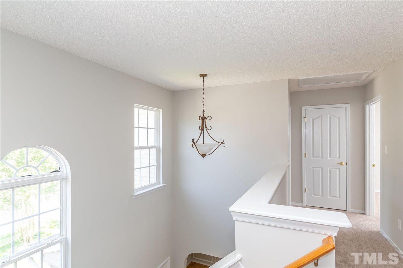5708 Enoree Lane Raleigh, NC 27616 - Photo 11 of 22 Gallery Image 11